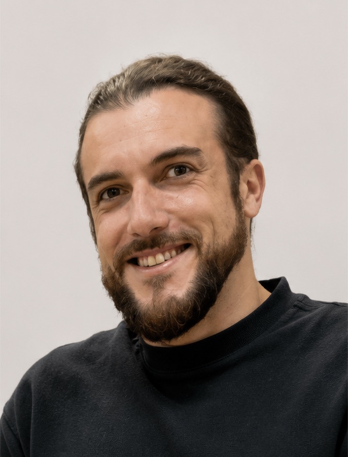 Víctor P., alumno de la academia online